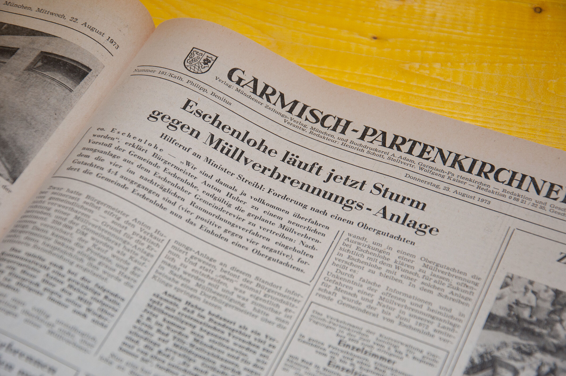 Zeitungsausschnitt aus dem Garmisch-Partenkirchner Tagblatt: Sturm gegen Müllverbrennungsanlage Eschenlohe. (Foto: Lory)