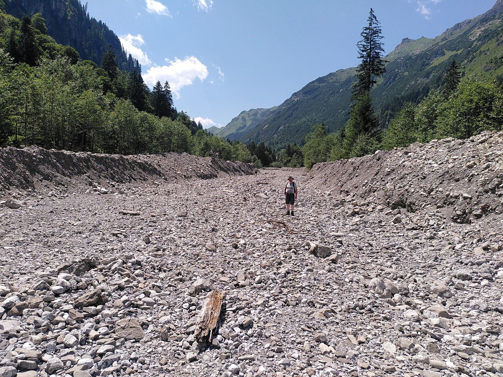Zerstörter Rappenalpbach im Rappenalptal (Foto: Thomas Frey).