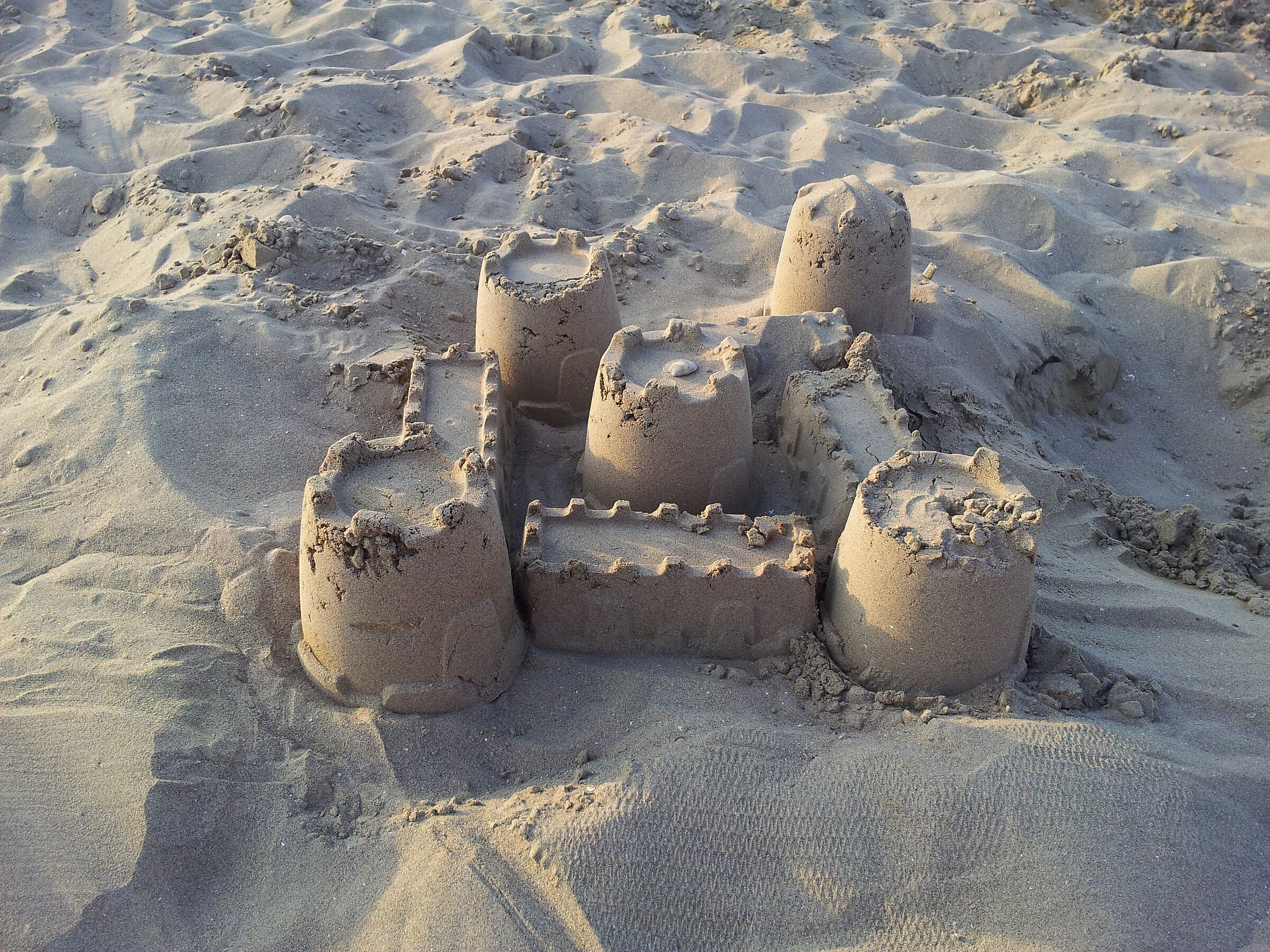 Eine Sandburg. Auch für Menschen ist Sand wichtig. (Foto: Michael/stock.adobe.com)