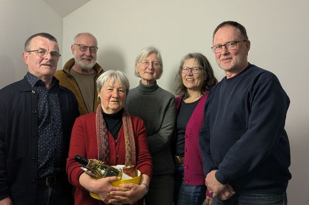 Im Bild von links: Joachim Hörnig, Erwin Scheiner, Ulrike Münz, Doris Appel, Conni Schlosser, Bernhard Bröstler. Foto Dorothea Fischer Im Bild von links: Joachim Hörnig, Erwin Scheiner, Ulrike Münz, Doris Appel, Conni Schlosser, Bernhard Bröstler. Foto Dorothea Fischer