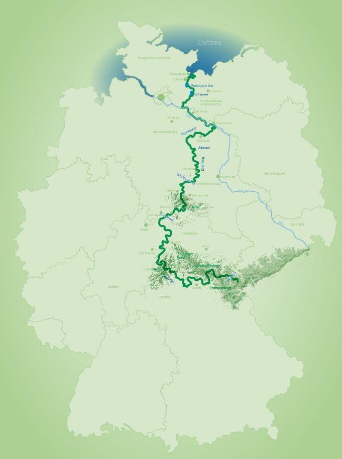 Eine Karte zeigt, wo das Grüne Band, also die ehemalige innerdeutsche Grenze, verlief. (© BUND Fachbereich Grünes Band) 