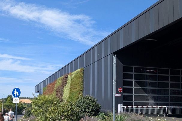 Fassaden und Freiflächenbegrünung Warema, Foto Conni Schlosser