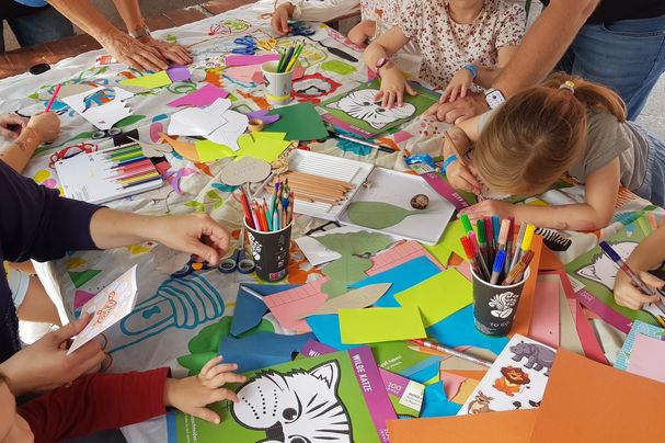 Bastelaktion am Weltkindertag